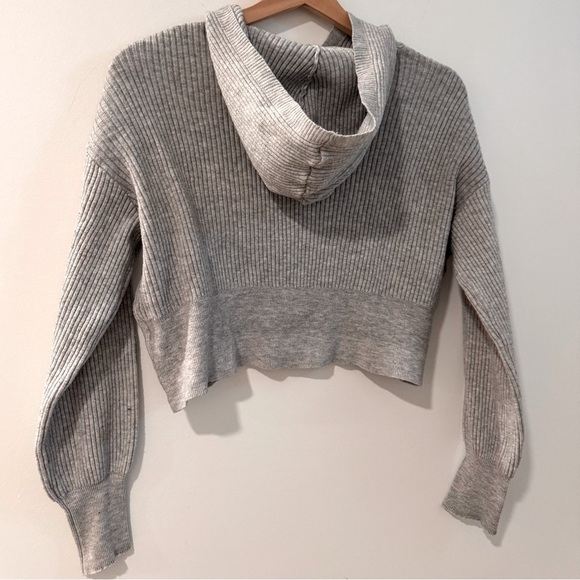Ribbed Cropped Gray Hooded Sweater XSmall - Picture 3 of 5